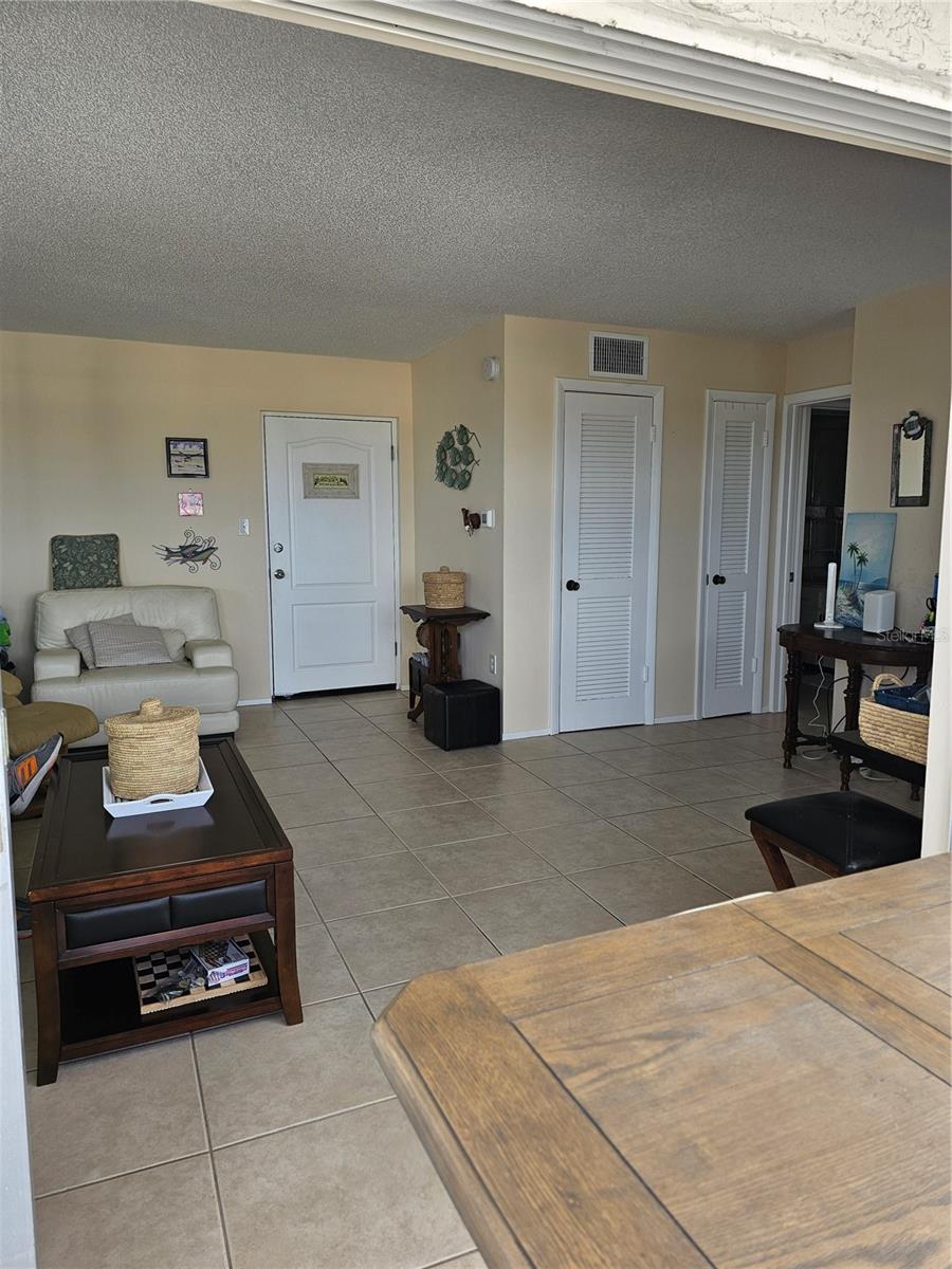 1255 TARPON CENTER DR #614, VENICE, FL, 34285