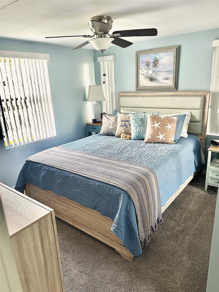 TB8435269 Property Photo