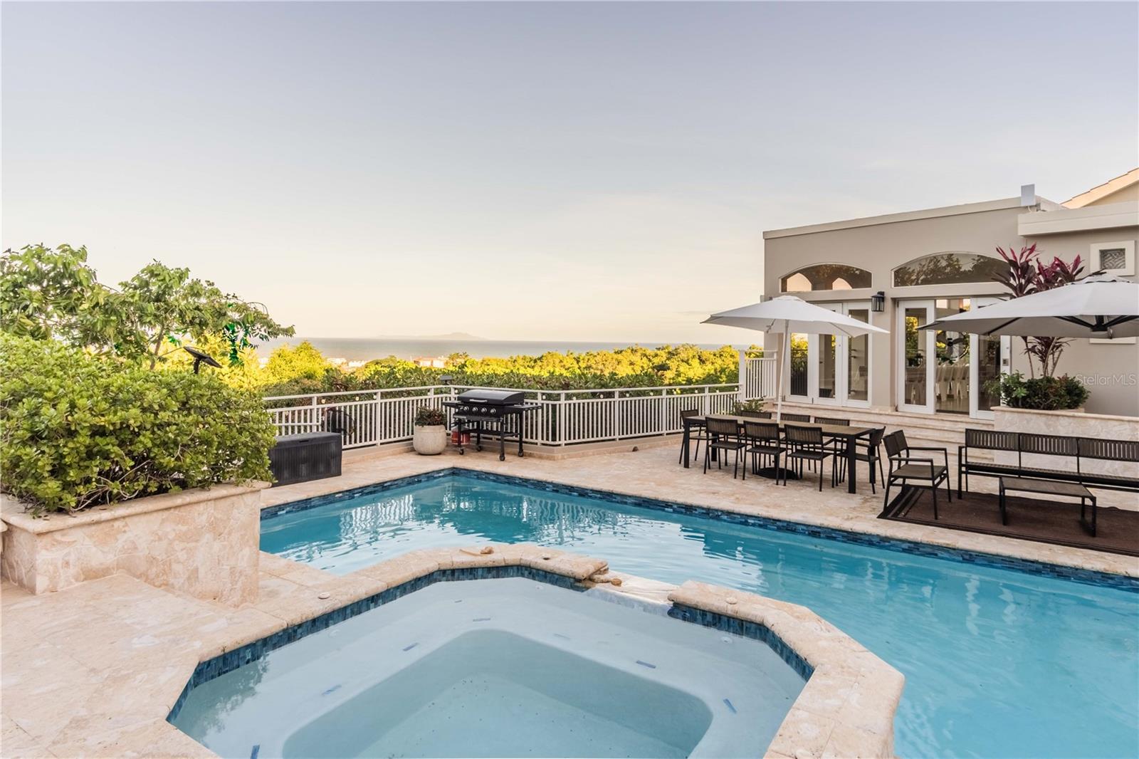 PR9116534 Property Photo