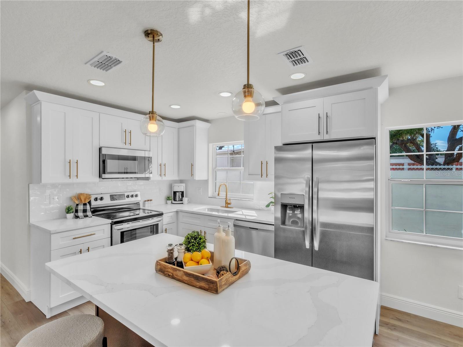 12244 ELDON DR, LARGO, FL, 33774