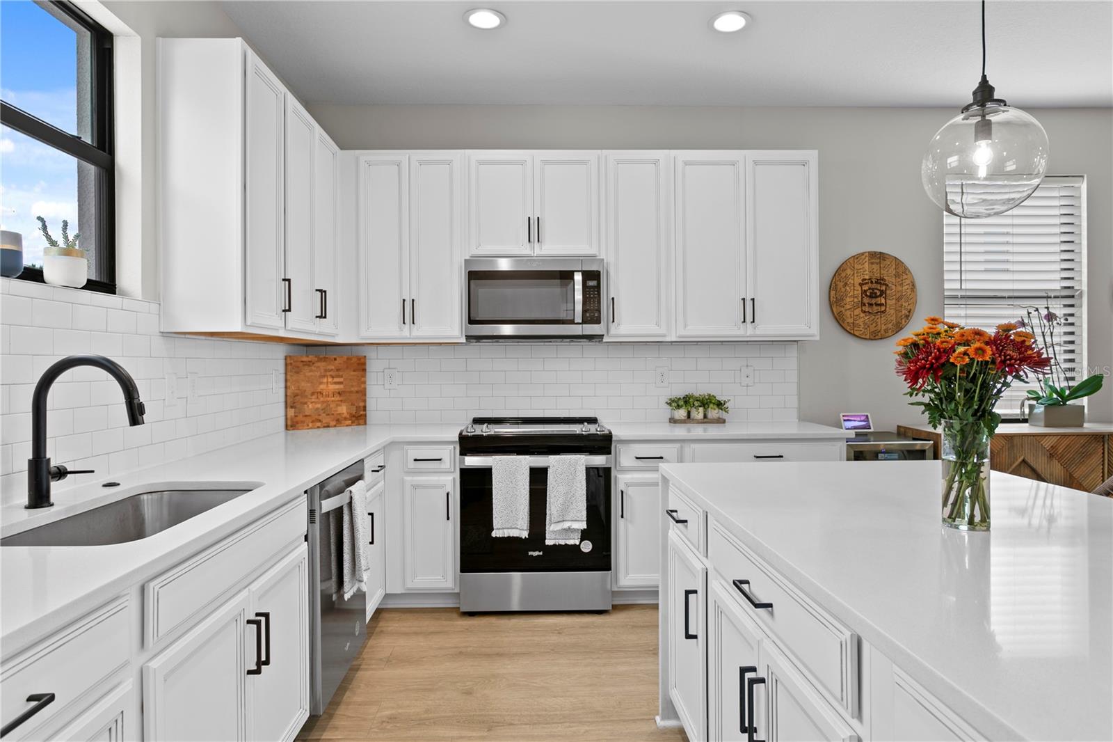 2560 12TH TER N, ST PETERSBURG, FL, 33713