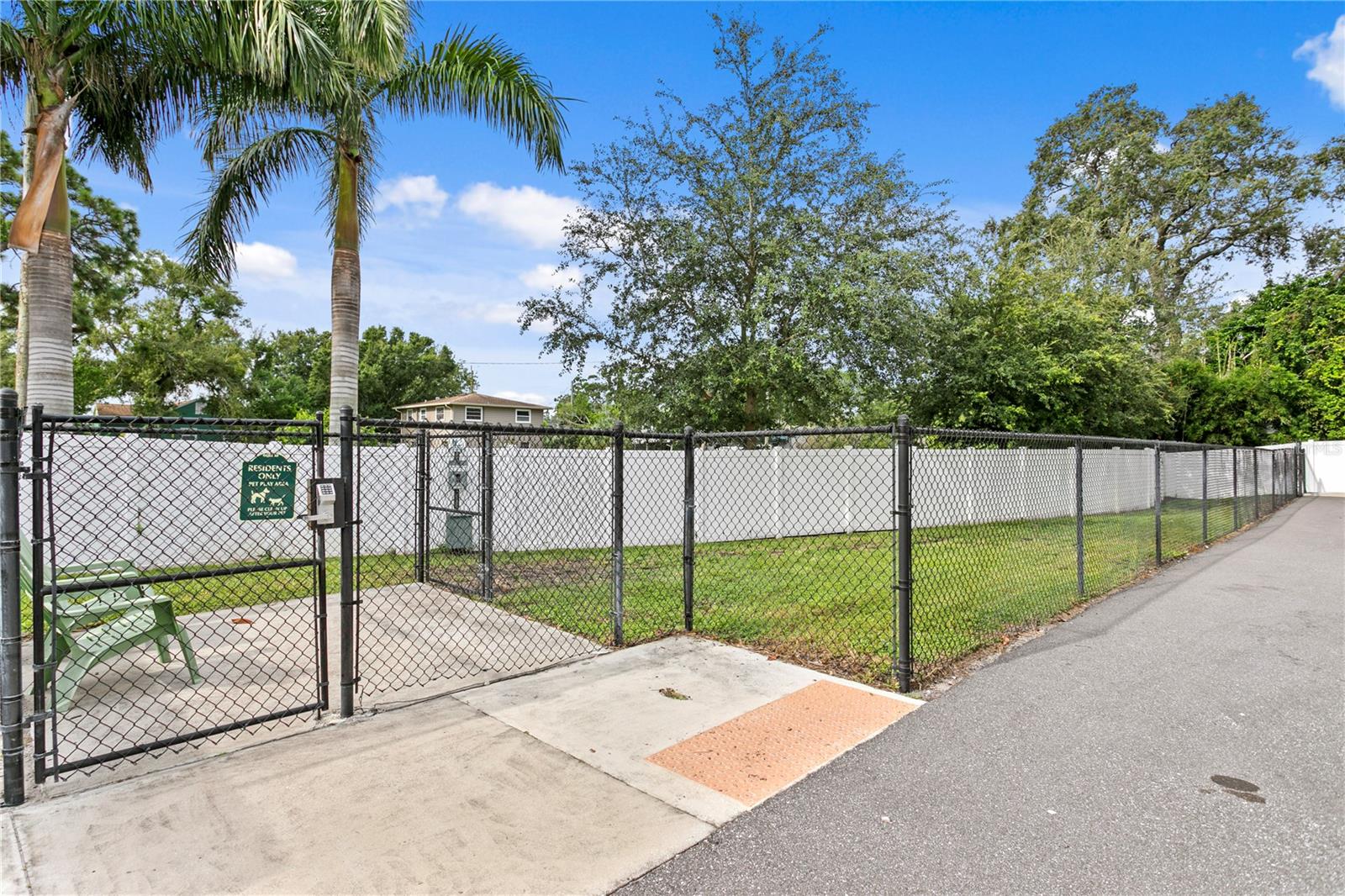 2560 12TH TER N, ST PETERSBURG, FL, 33713