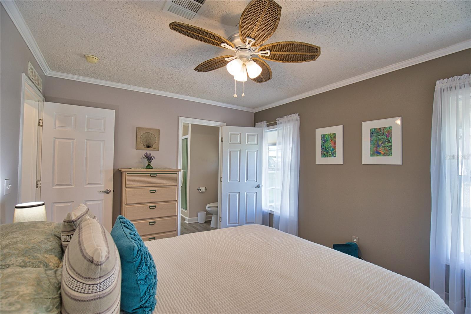 1555 SANDERLING DR, ENGLEWOOD, FL, 34224