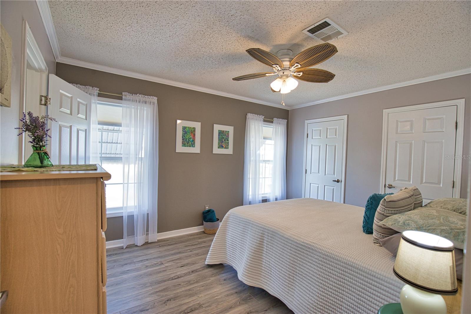 1555 SANDERLING DR, ENGLEWOOD, FL, 34224