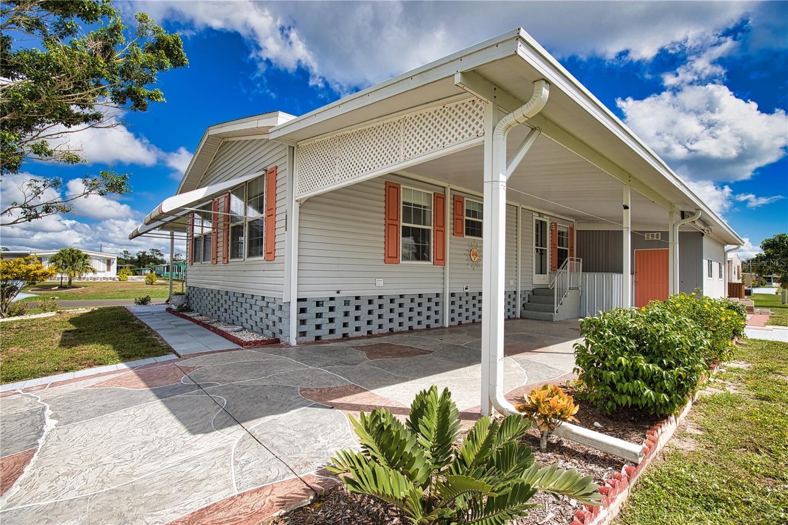 1555 SANDERLING DR, ENGLEWOOD, FL, 34224