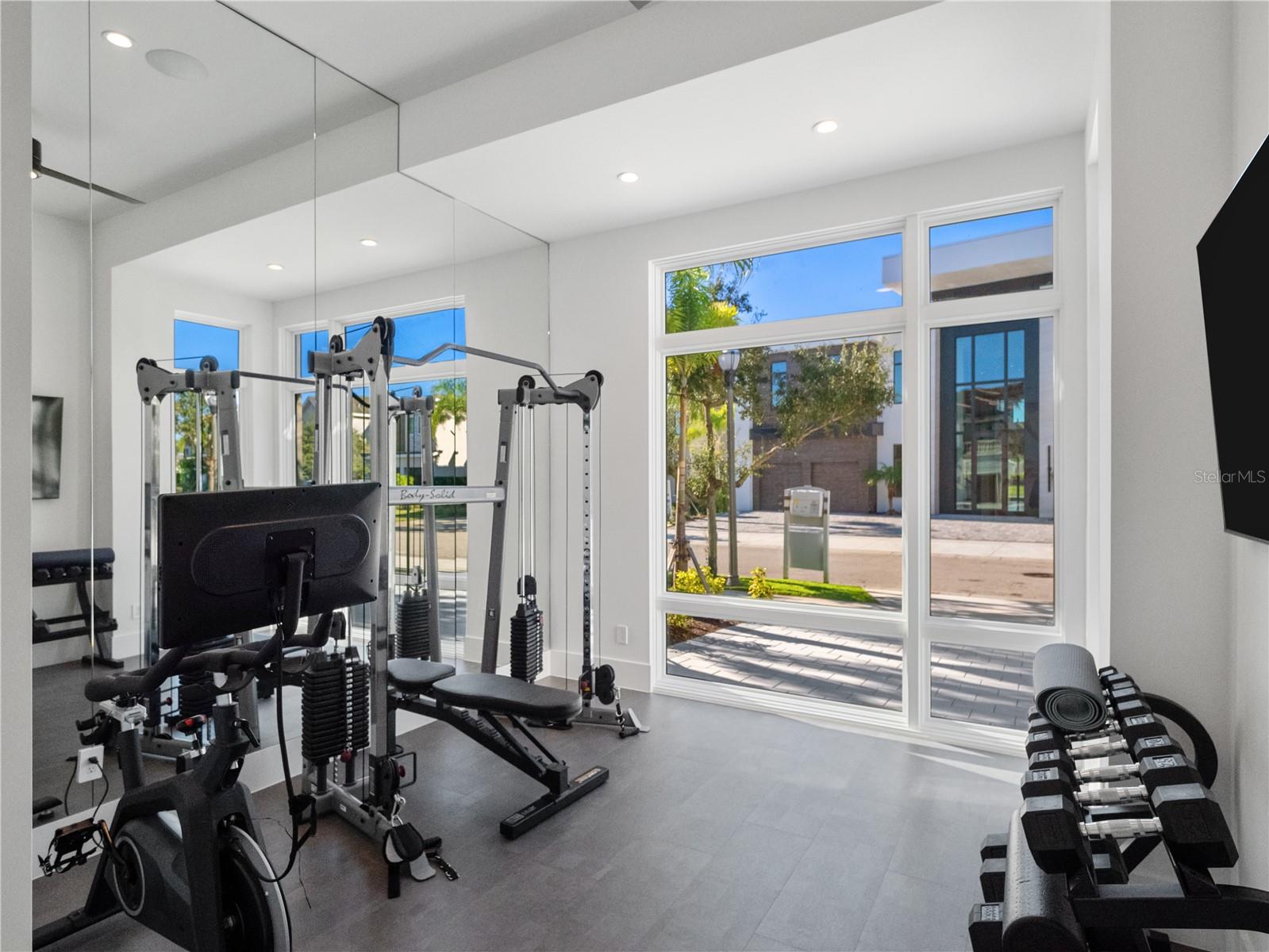 O6350383 Property Photo