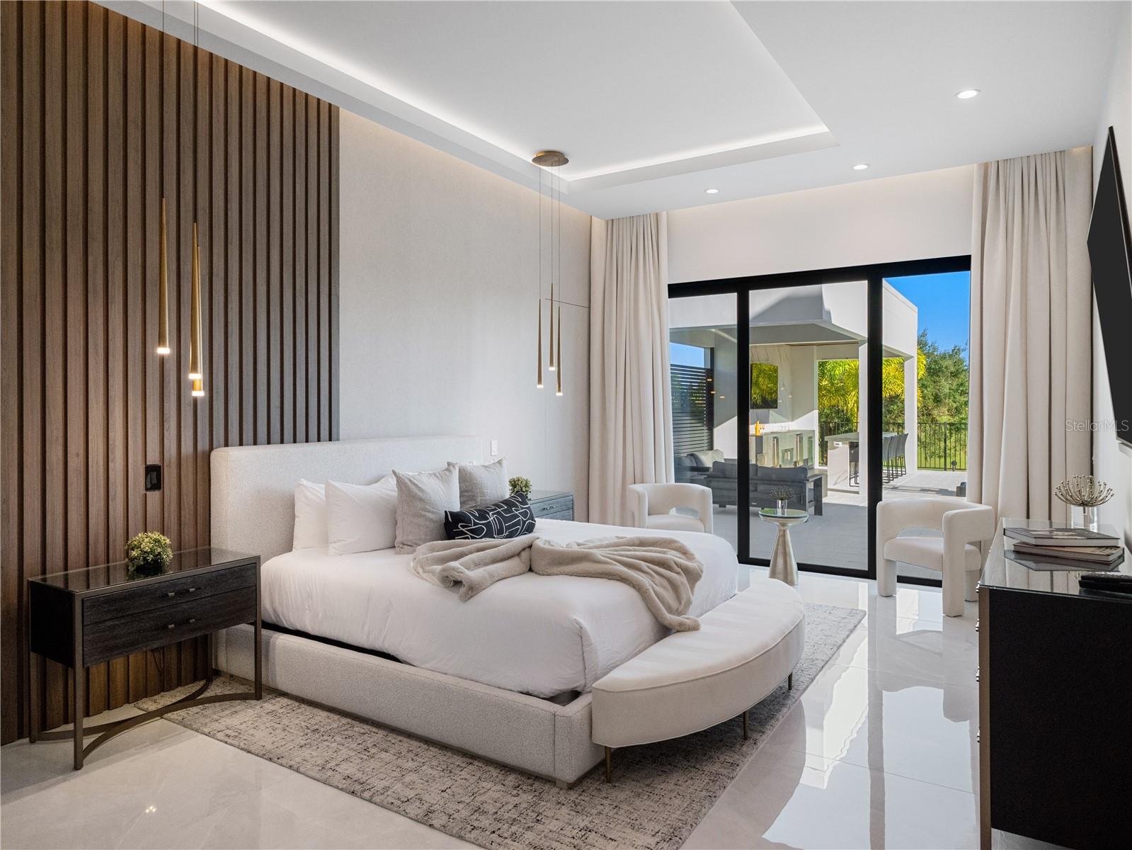 O6350383 Property Photo