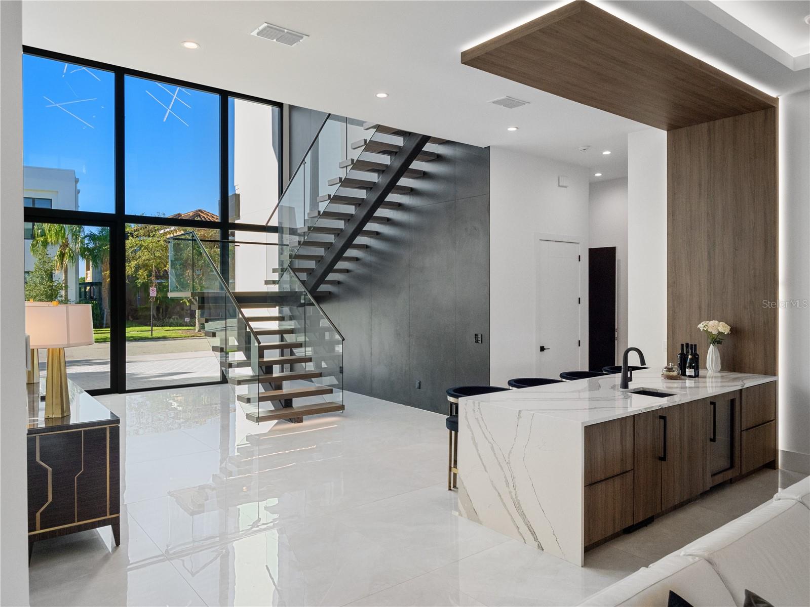 O6350383 Property Photo