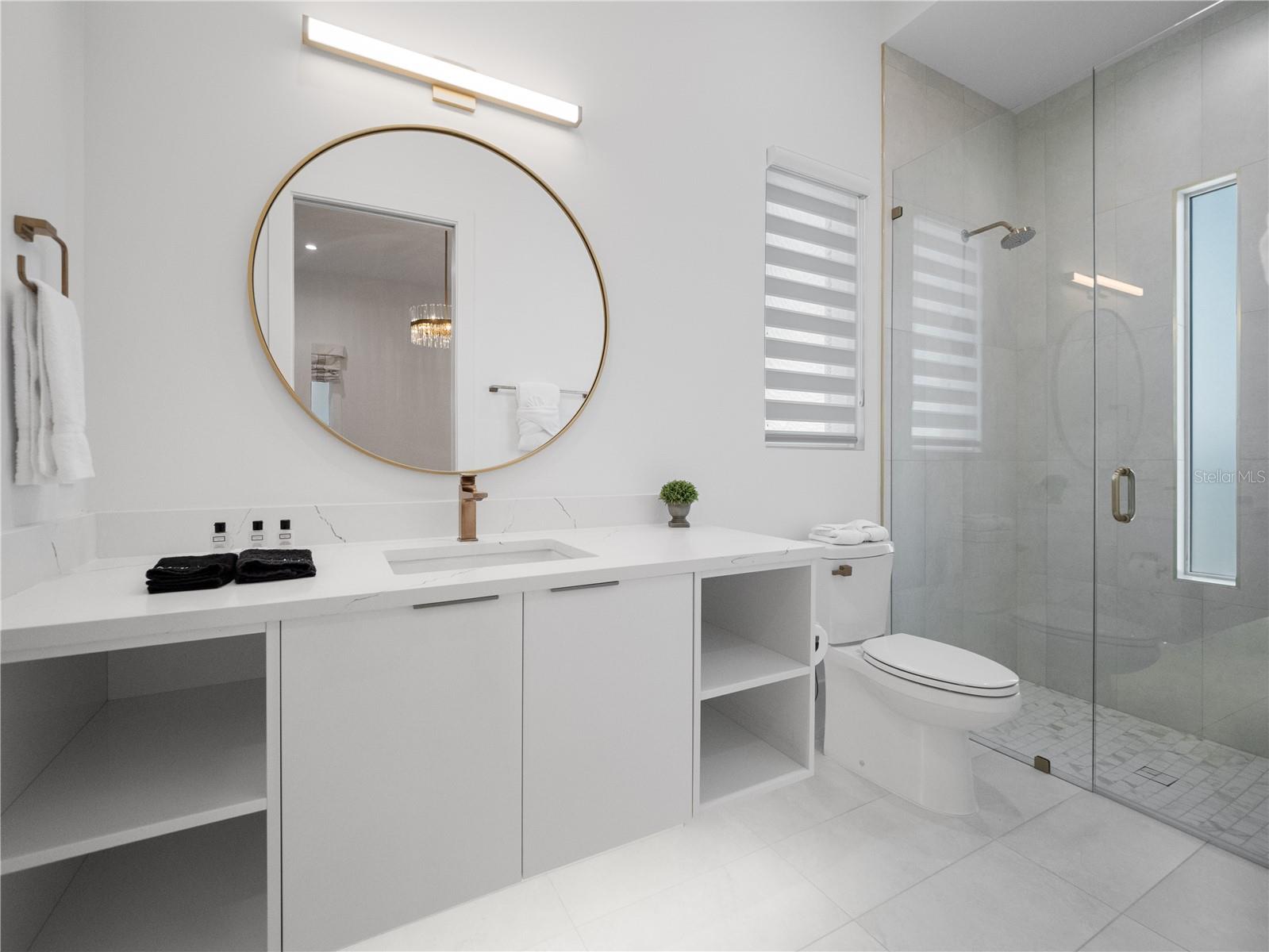 O6350383 Property Photo