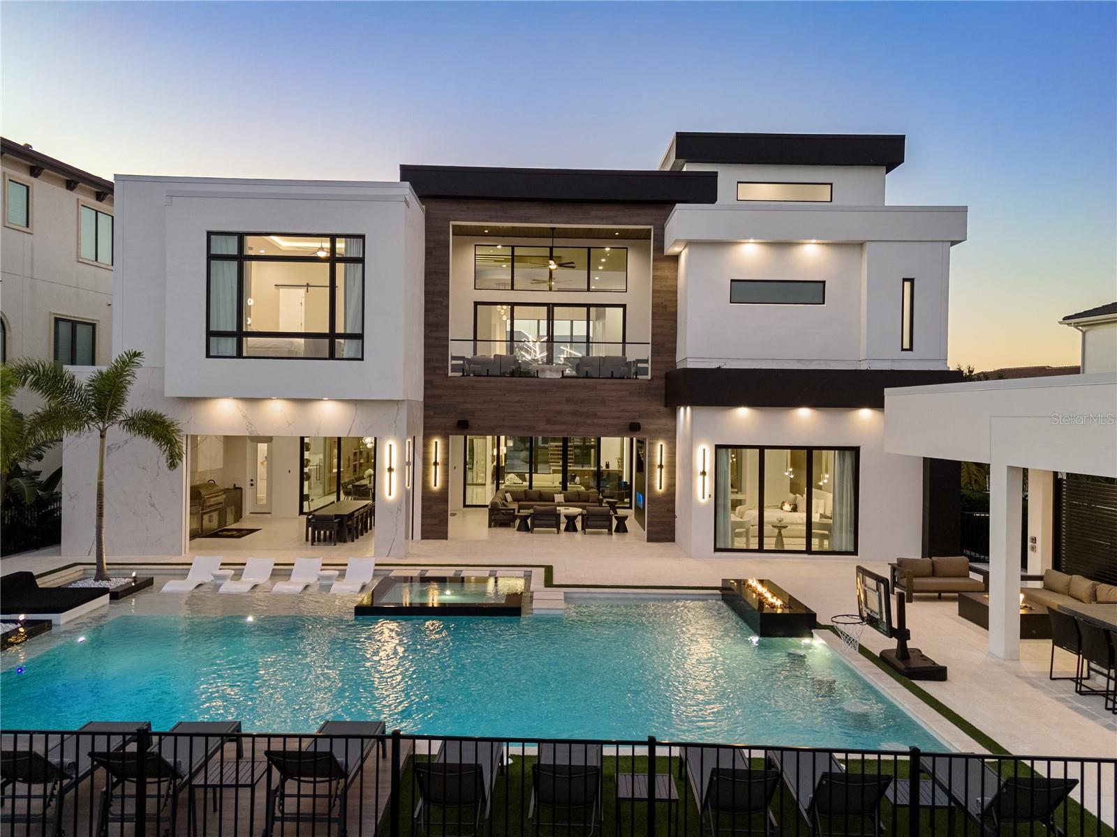 O6350383 Property Photo