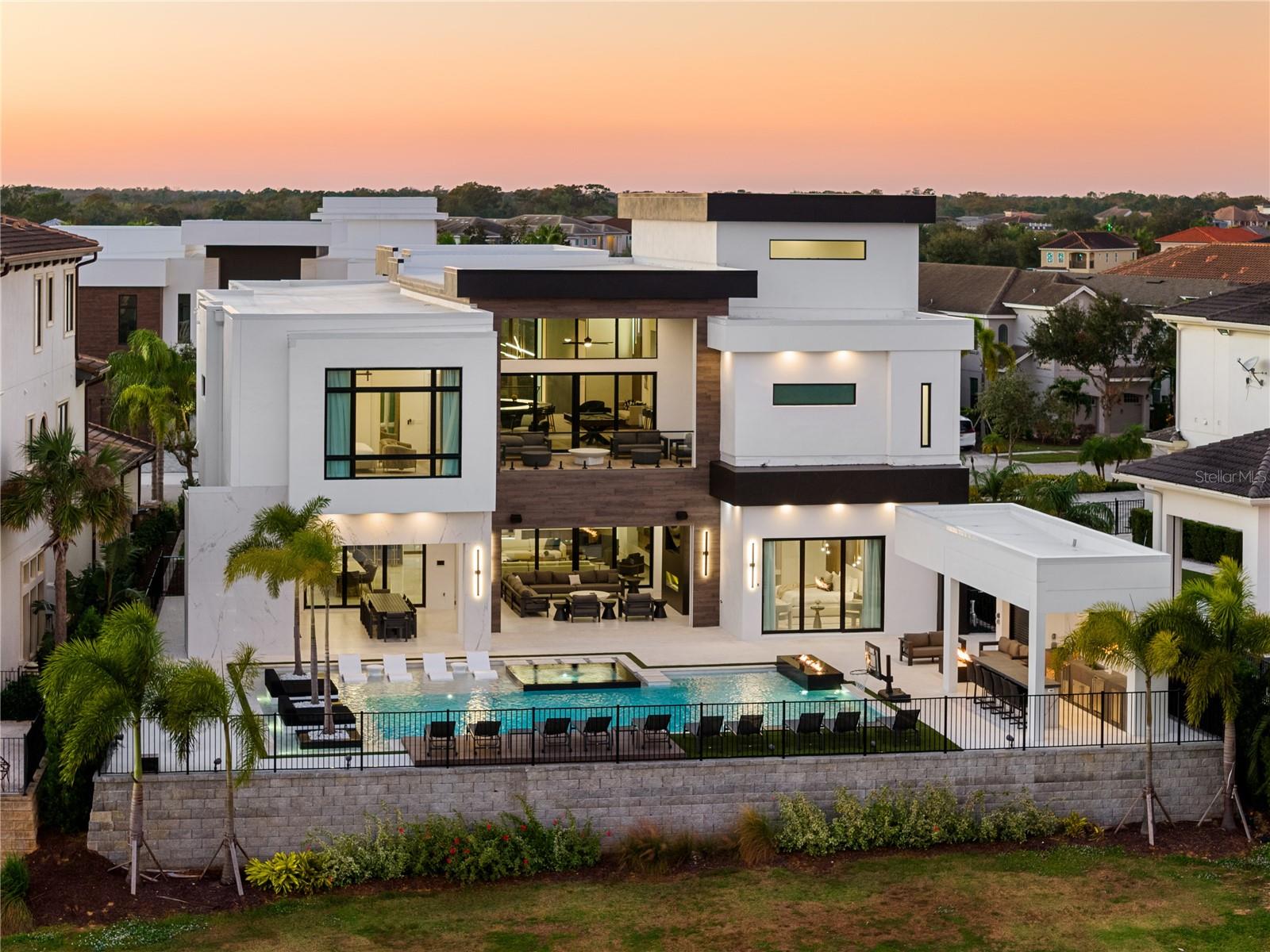 O6350383 Property Photo