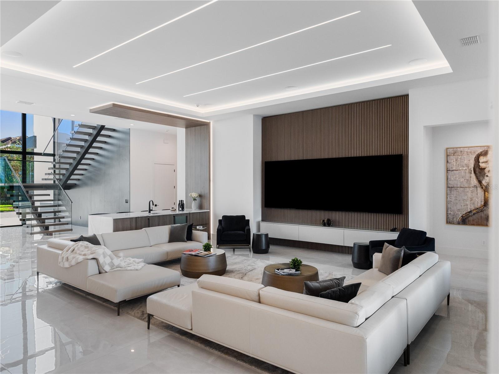 O6350383 Property Photo