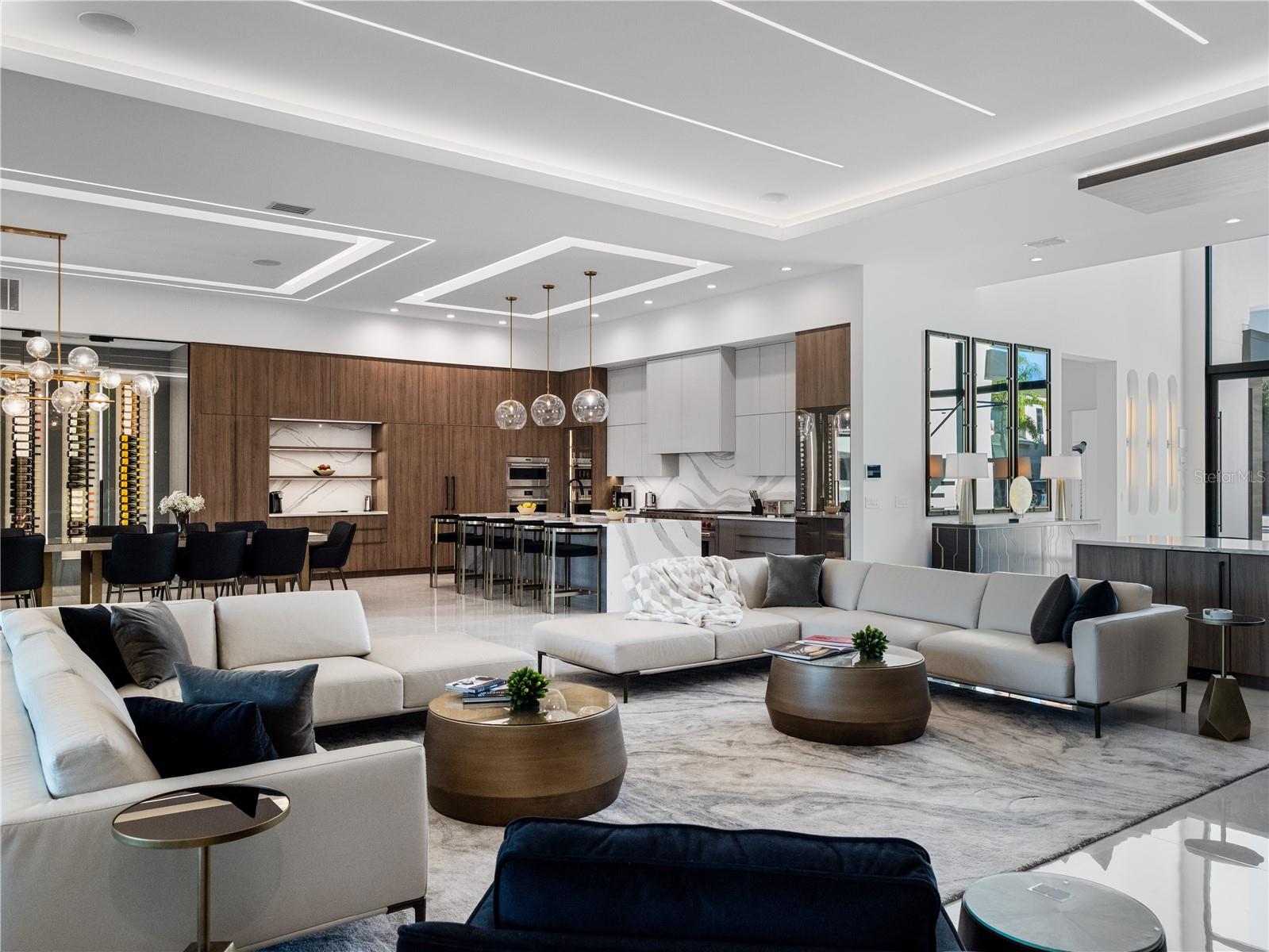 O6350383 Property Photo