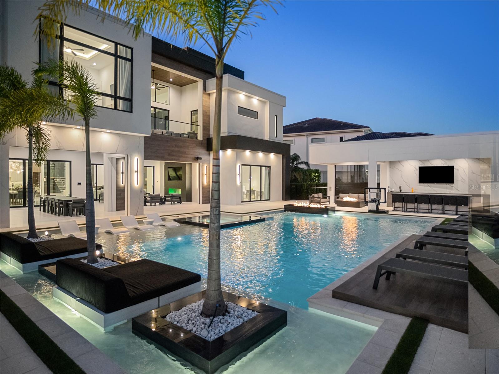 O6350383 Property Photo