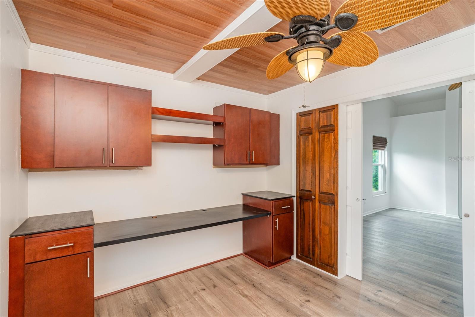 2048 BERRY ROBERTS DR, SUN CITY CENTER, FL, 33573