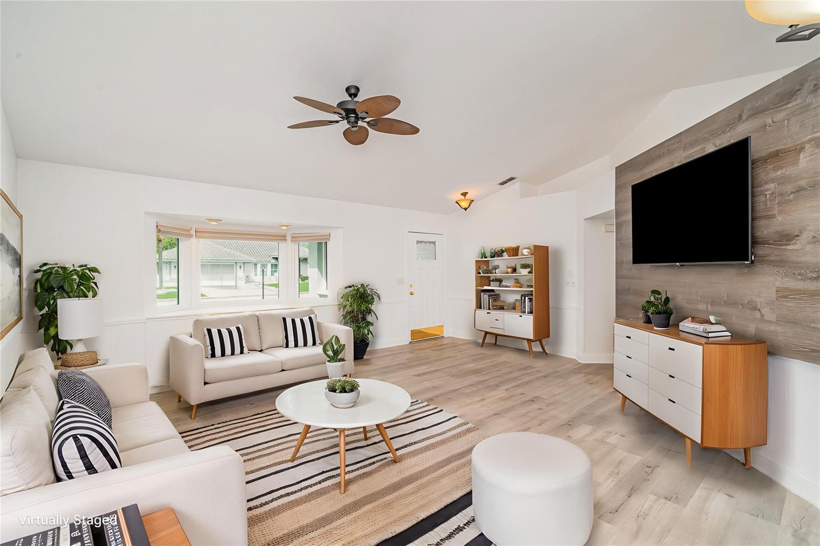 2048 BERRY ROBERTS DR, SUN CITY CENTER, FL, 33573