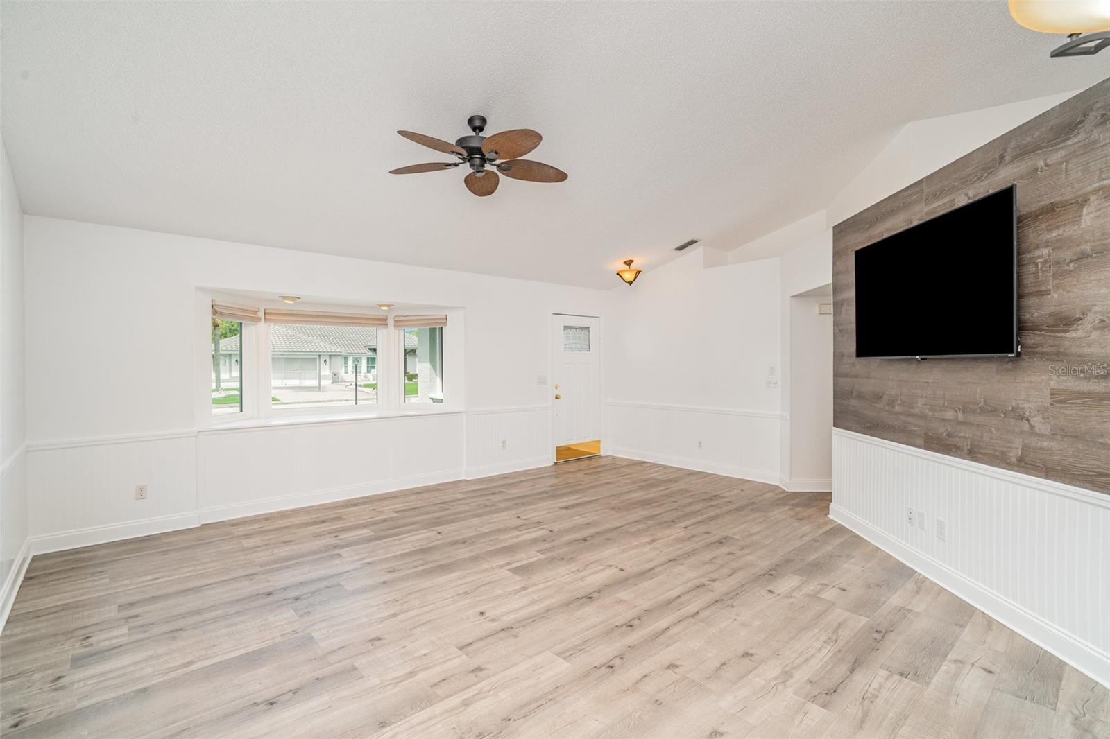 2048 BERRY ROBERTS DR, SUN CITY CENTER, FL, 33573