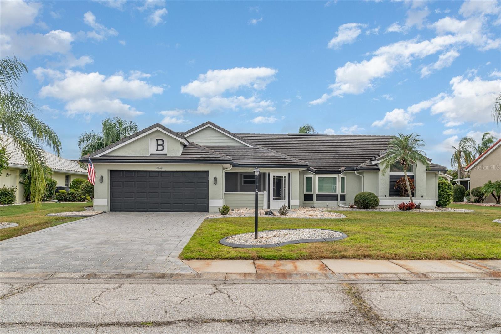 2048 BERRY ROBERTS DR, SUN CITY CENTER, FL, 33573