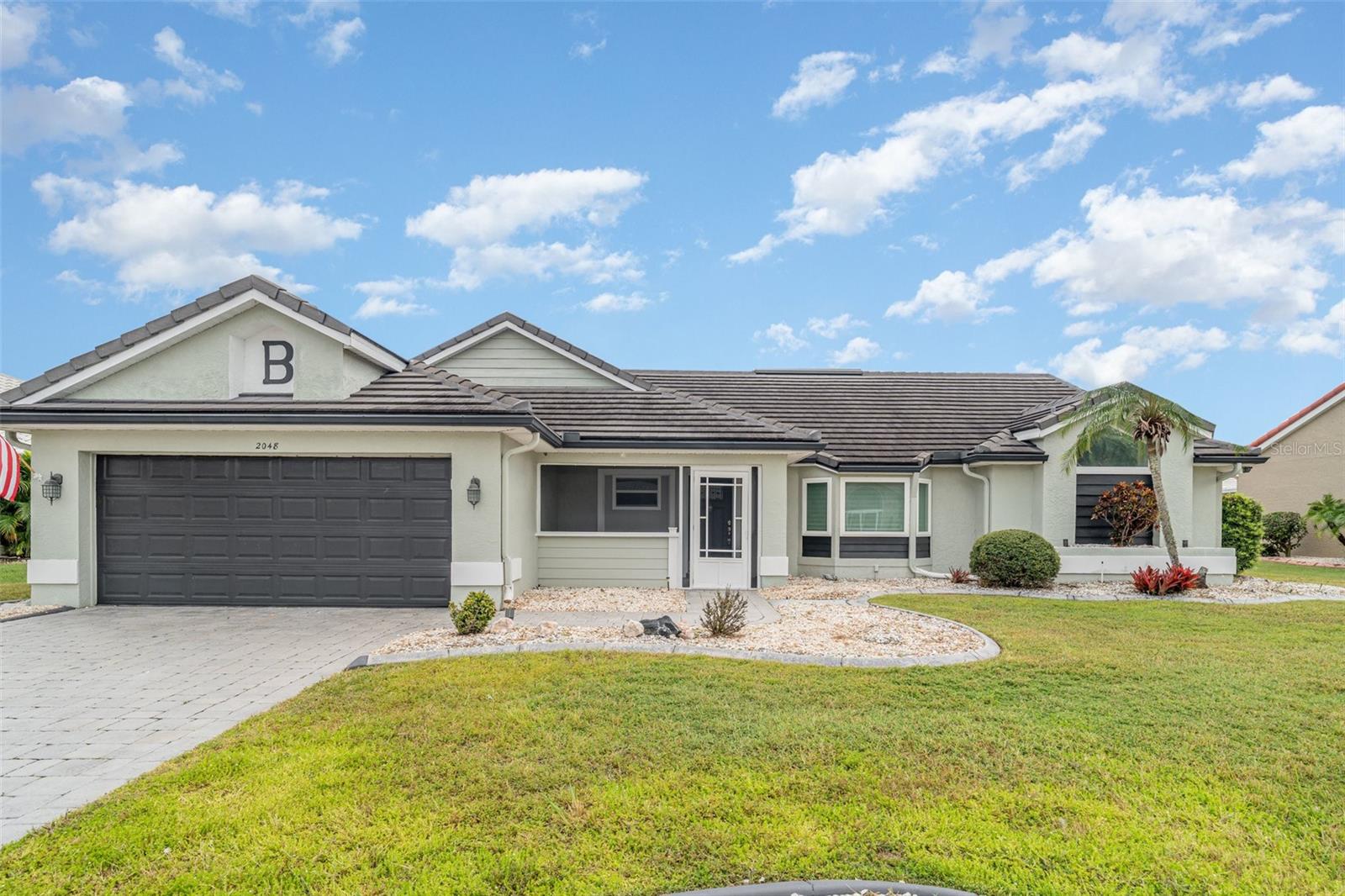 2048 BERRY ROBERTS DR, SUN CITY CENTER, FL, 33573