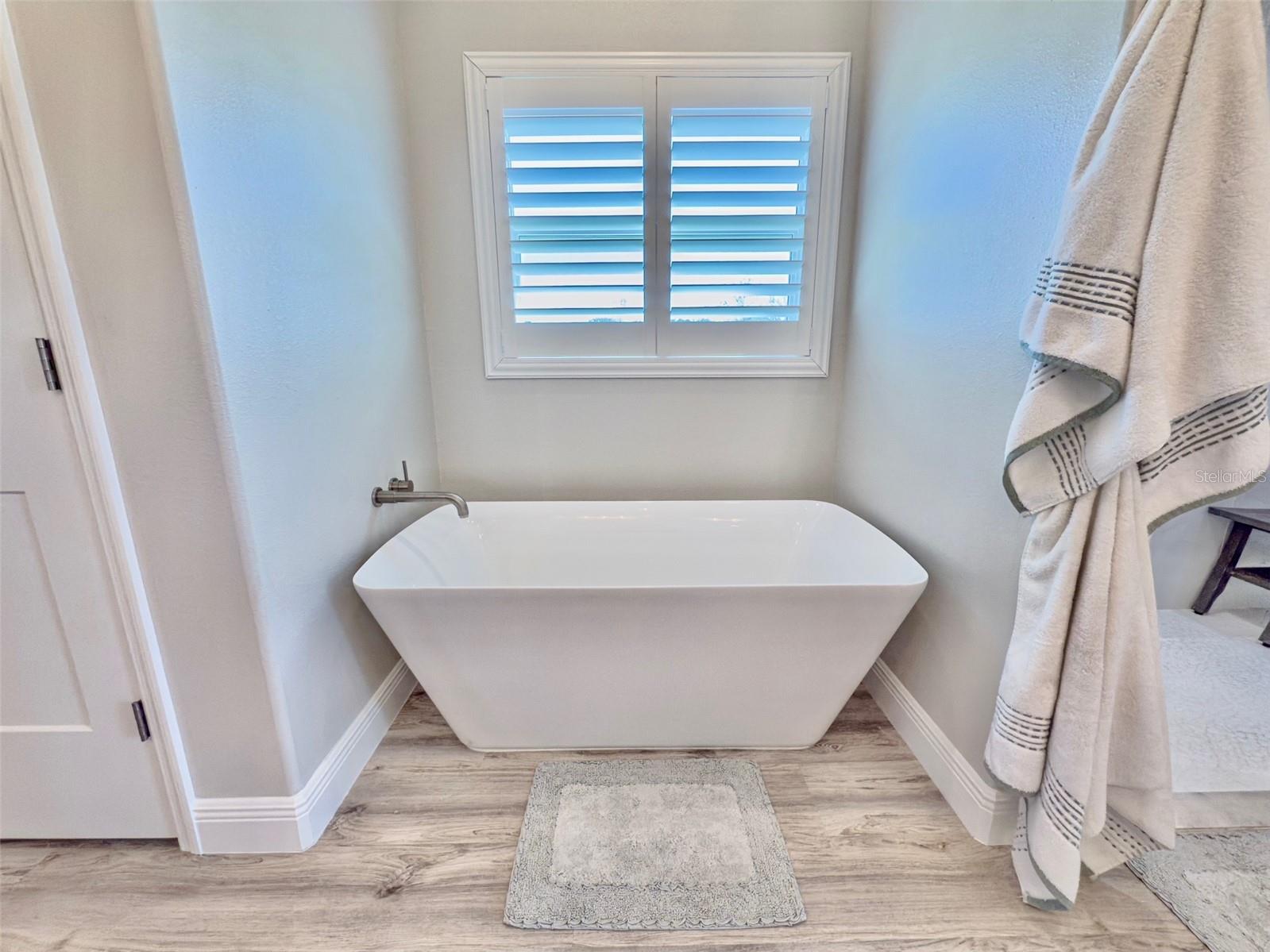 7425 245TH ST E, MYAKKA CITY, FL, 34251