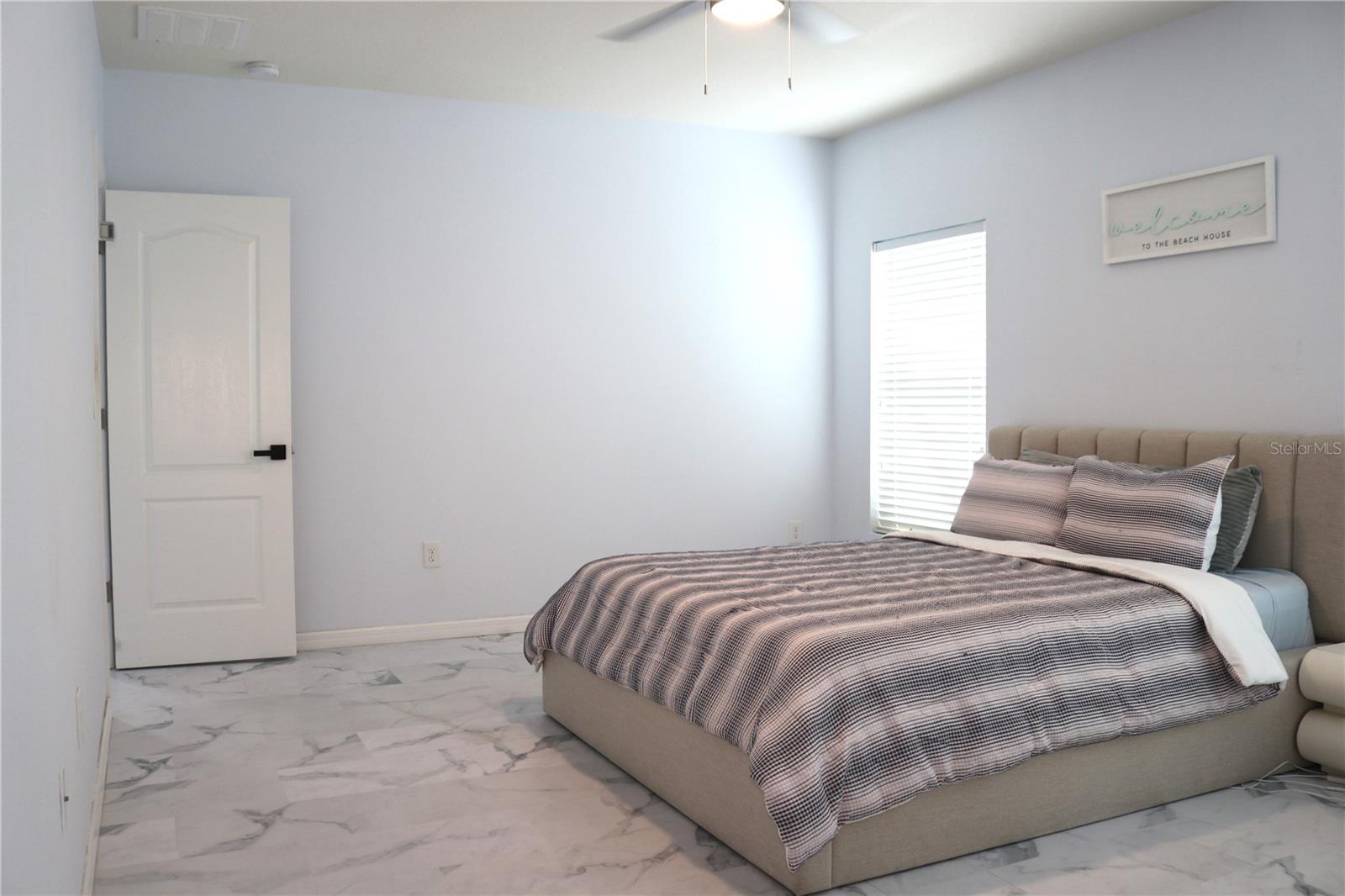 12107 BARNSLEY RESERVE PL, GIBSONTON, FL, 33534