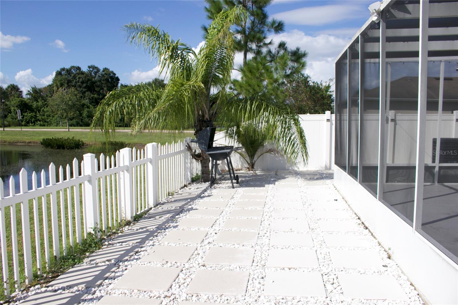 12107 BARNSLEY RESERVE PL, GIBSONTON, FL, 33534