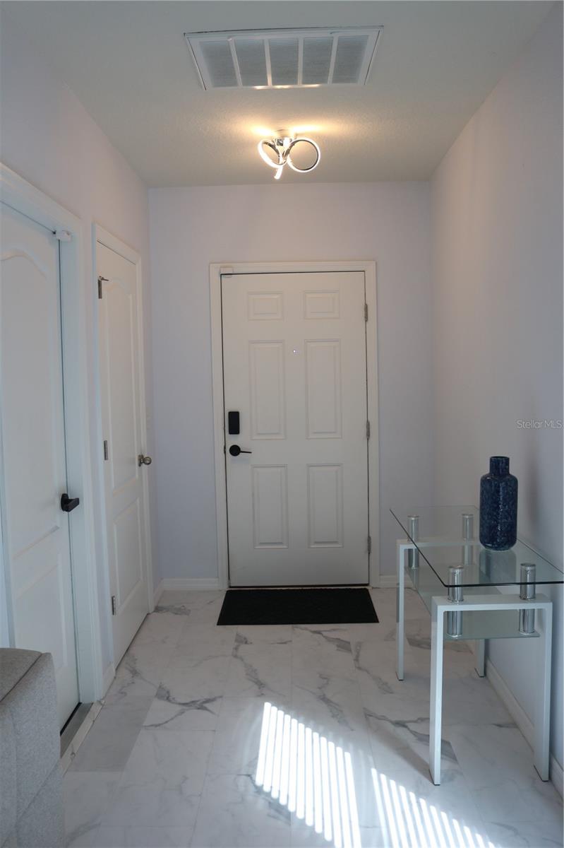 12107 BARNSLEY RESERVE PL, GIBSONTON, FL, 33534