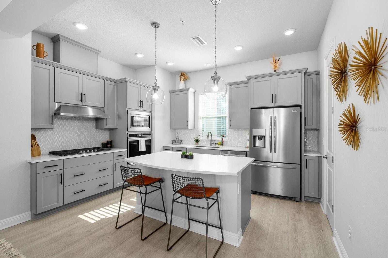 845 BURLINGTON AVE N, ST PETERSBURG, FL, 33701