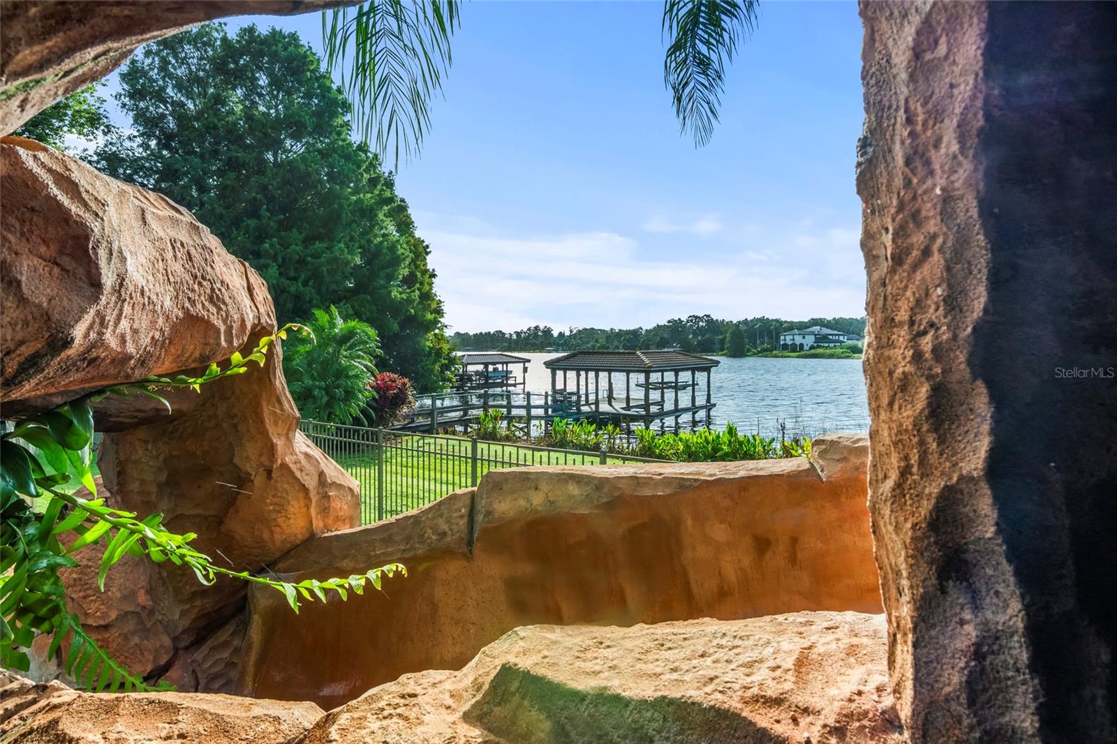 O6350408 Property Photo