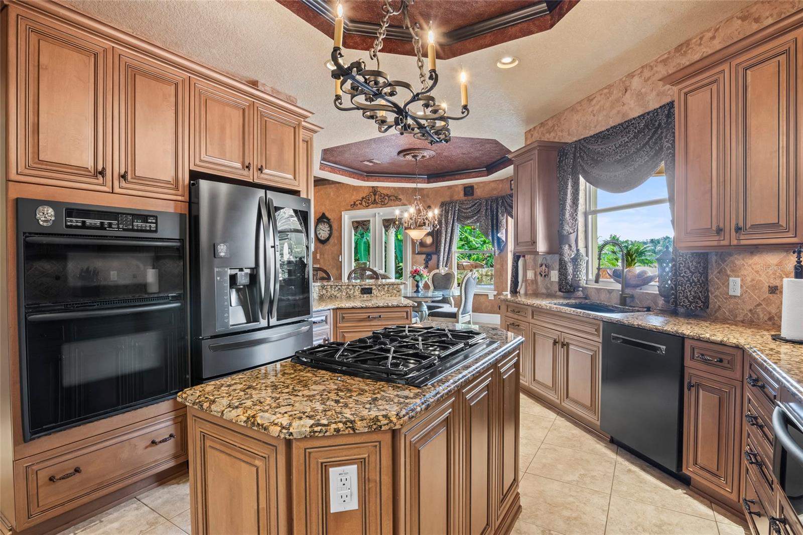 O6350408 Property Photo