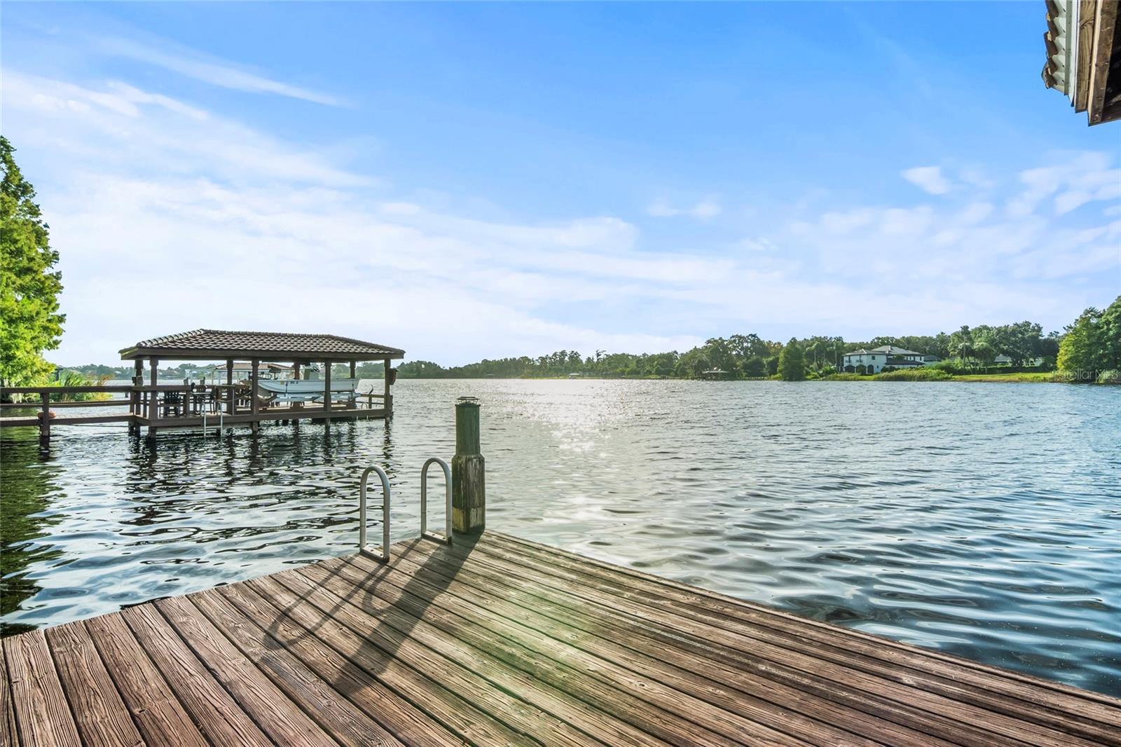 O6350408 Property Photo