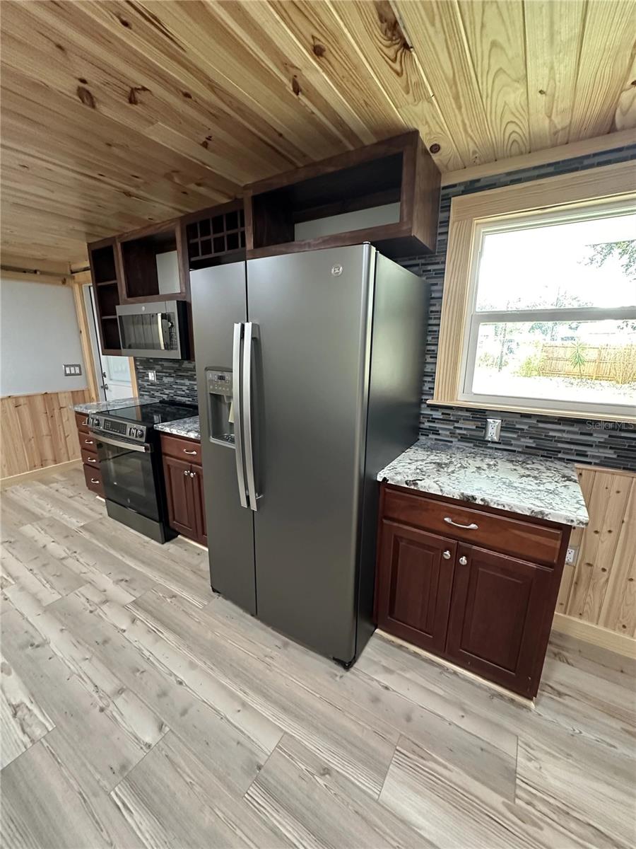 111 SPRINGDALE RD, SEBRING, FL, 33870