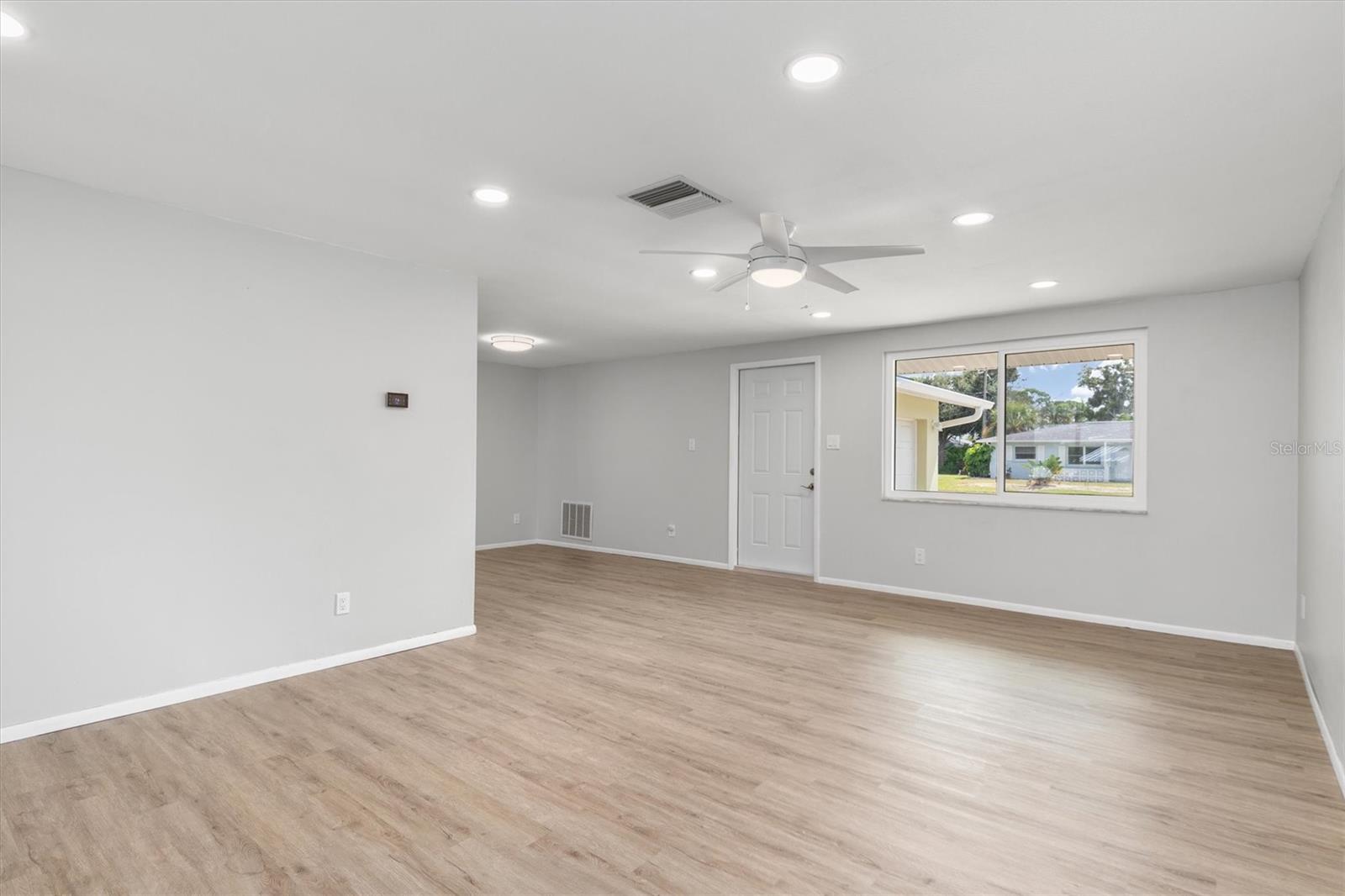 510 S VENICE BLVD, VENICE, FL, 34293