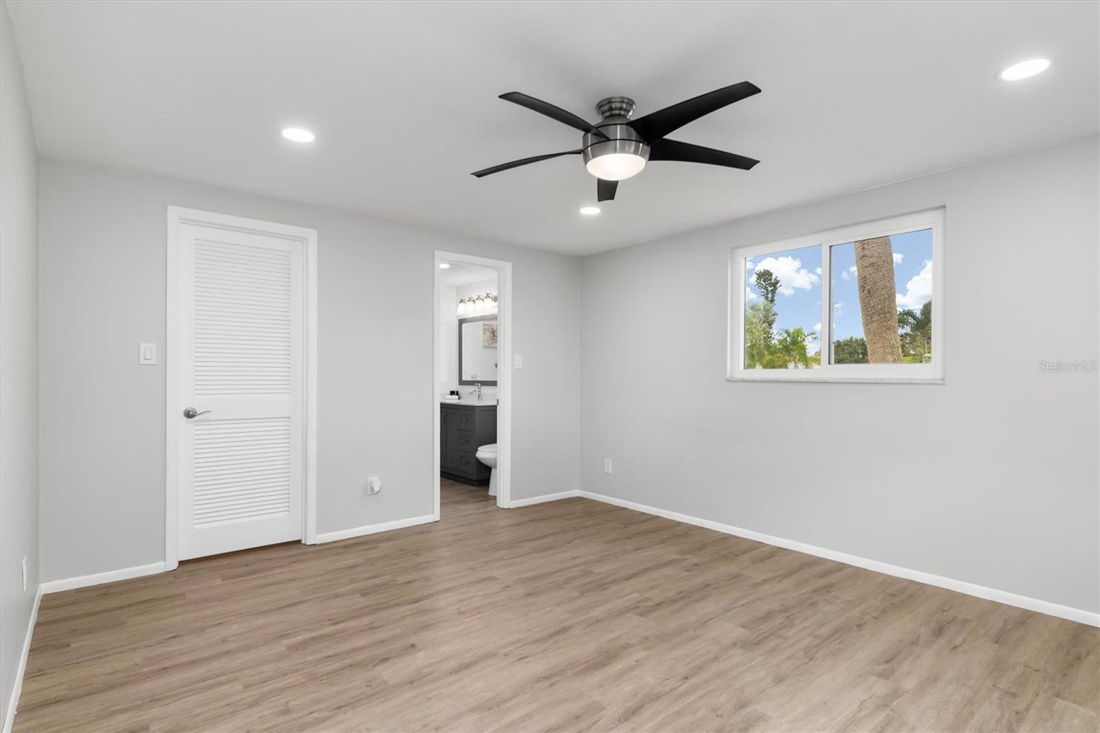 510 S VENICE BLVD, VENICE, FL, 34293