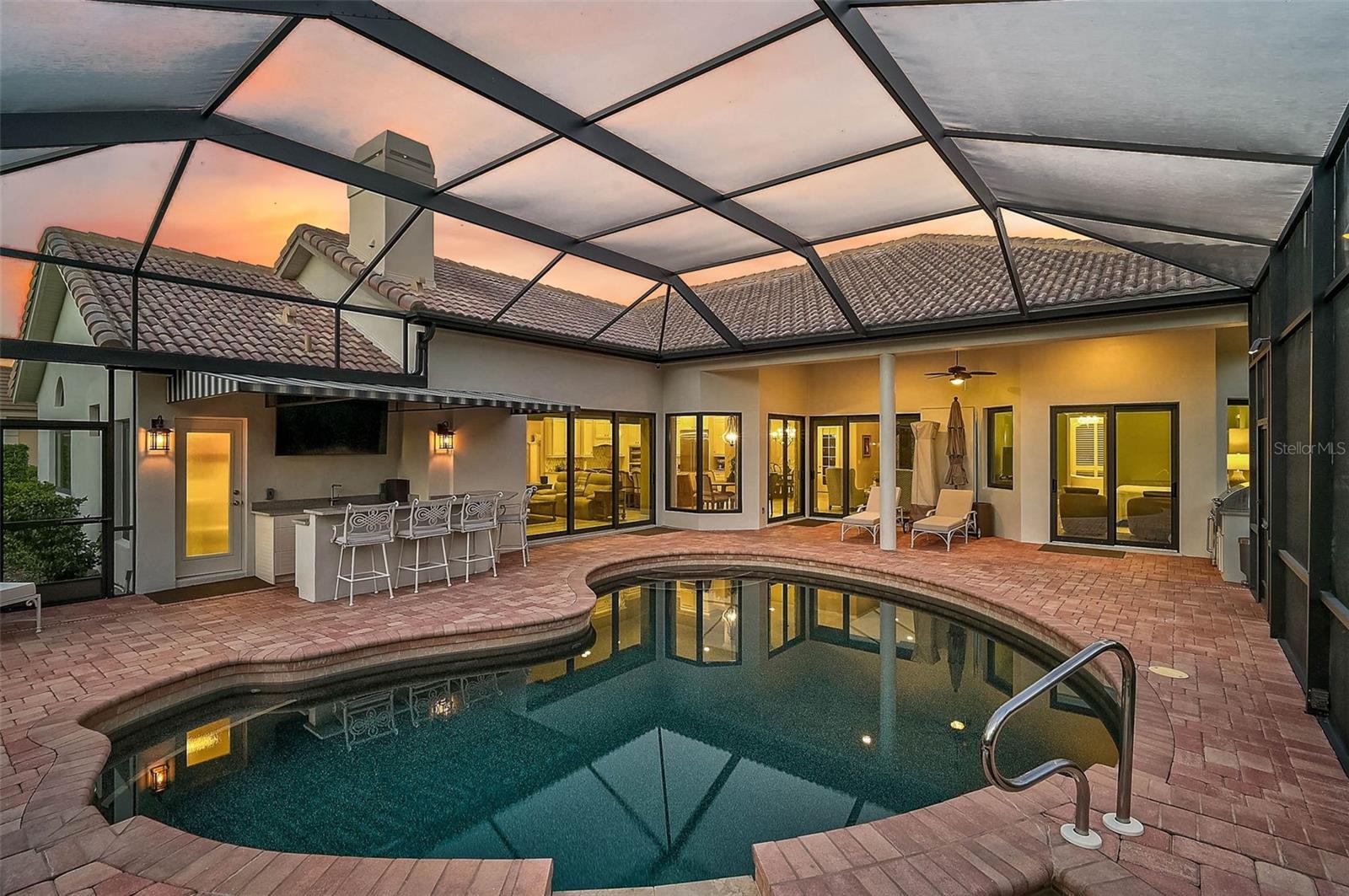 889 MACEWEN DR, OSPREY, FL, 34229