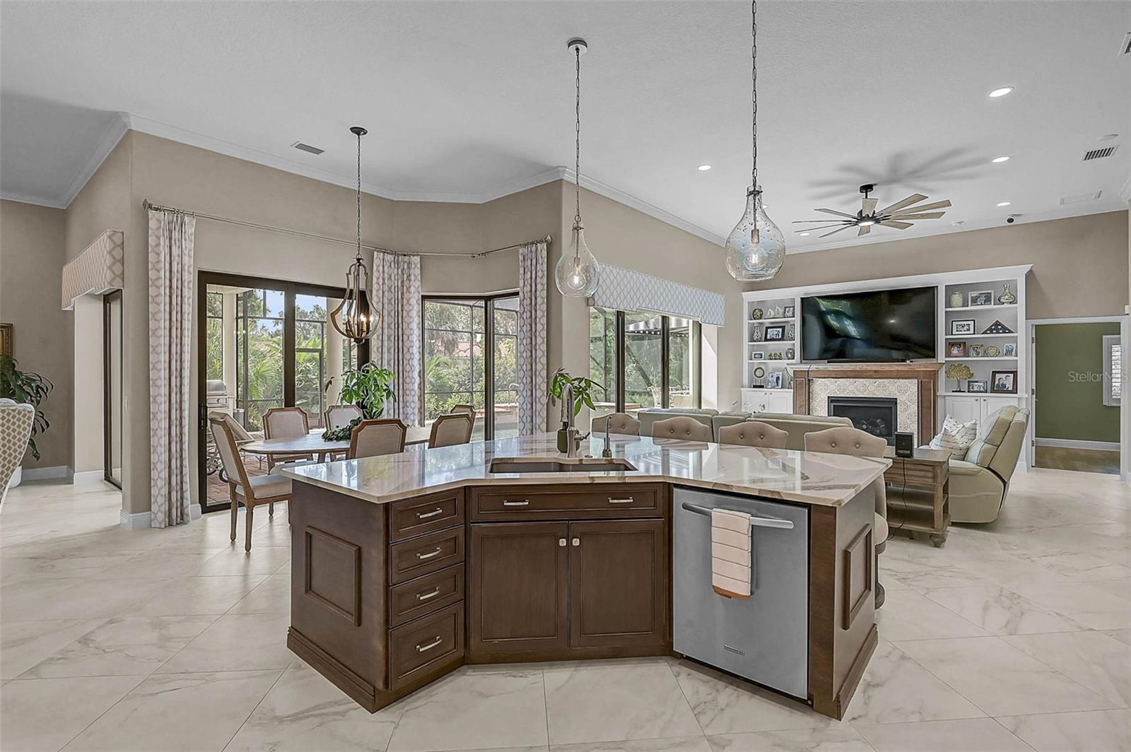 889 MACEWEN DR, OSPREY, FL, 34229