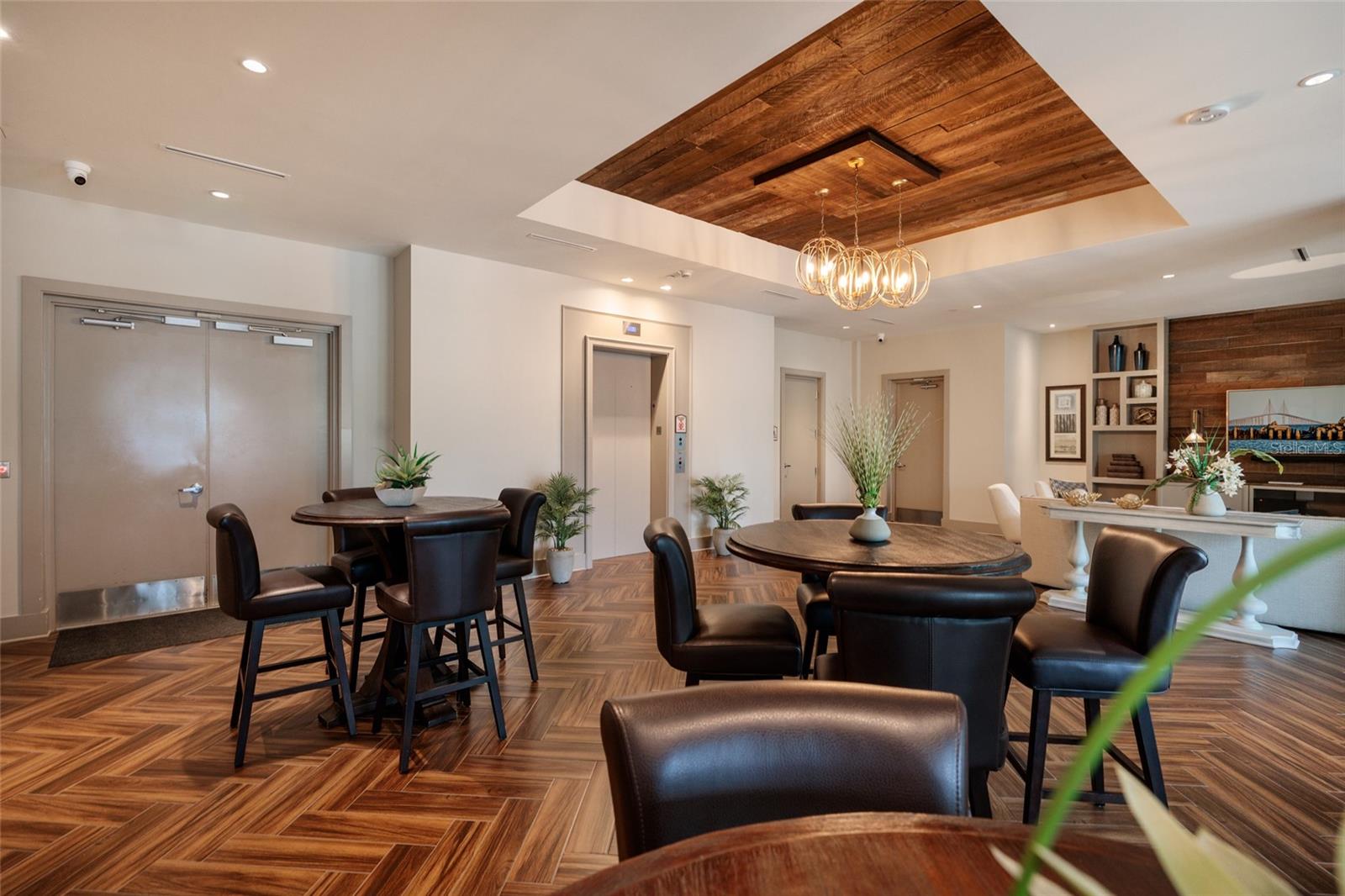 200 MAIN ST #210, DUNEDIN, FL, 34698