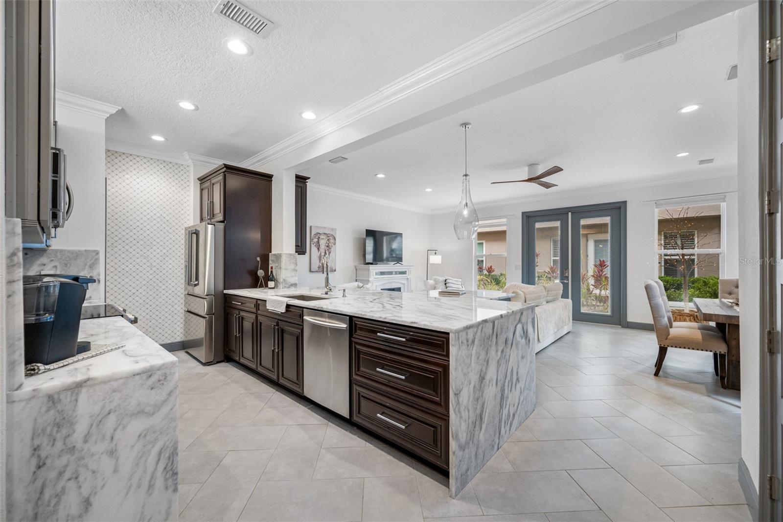 237 7TH AVE N #2, ST PETERSBURG, FL, 33701