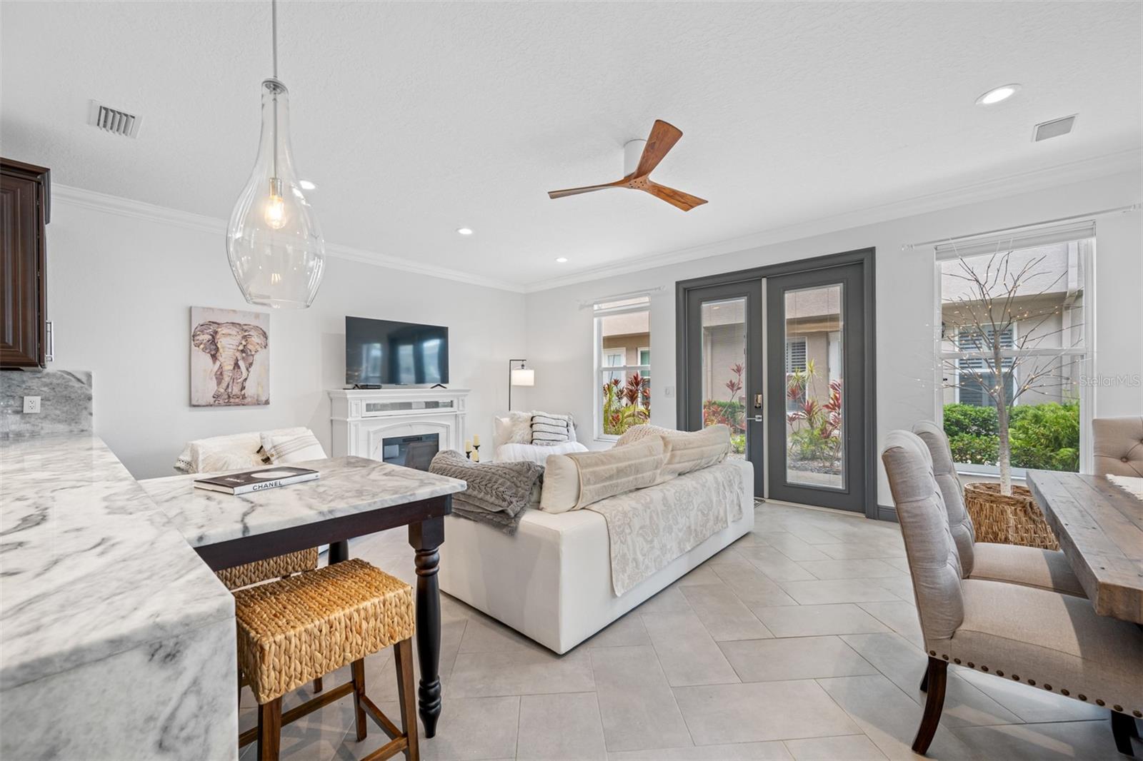 237 7TH AVE N #2, ST PETERSBURG, FL, 33701