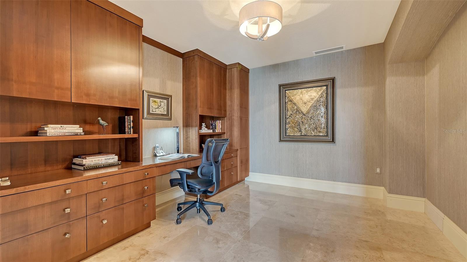 A4667652 Property Photo