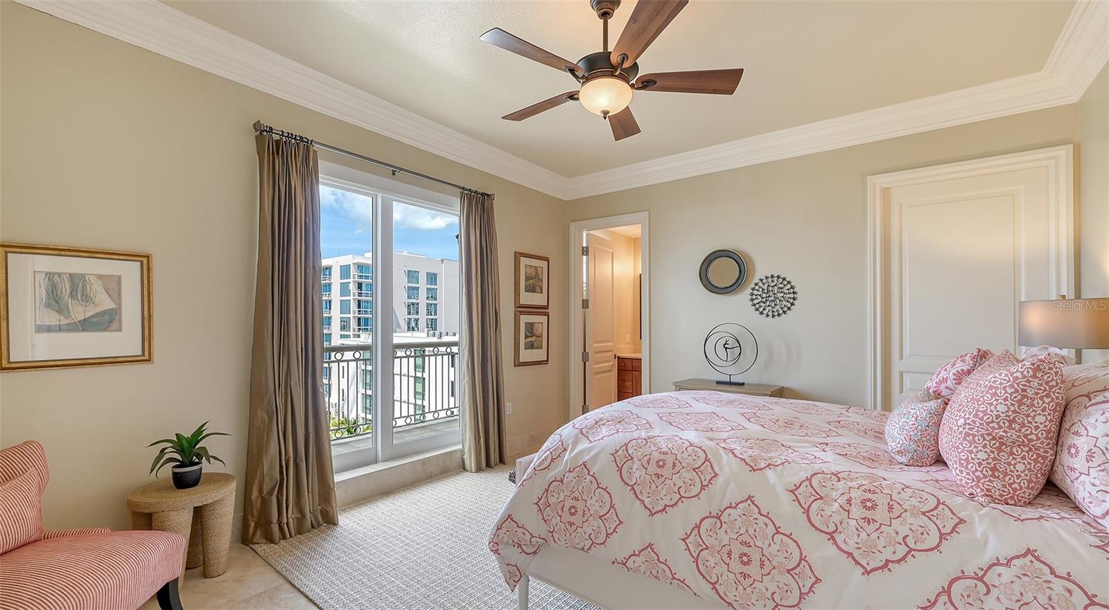 A4667652 Property Photo