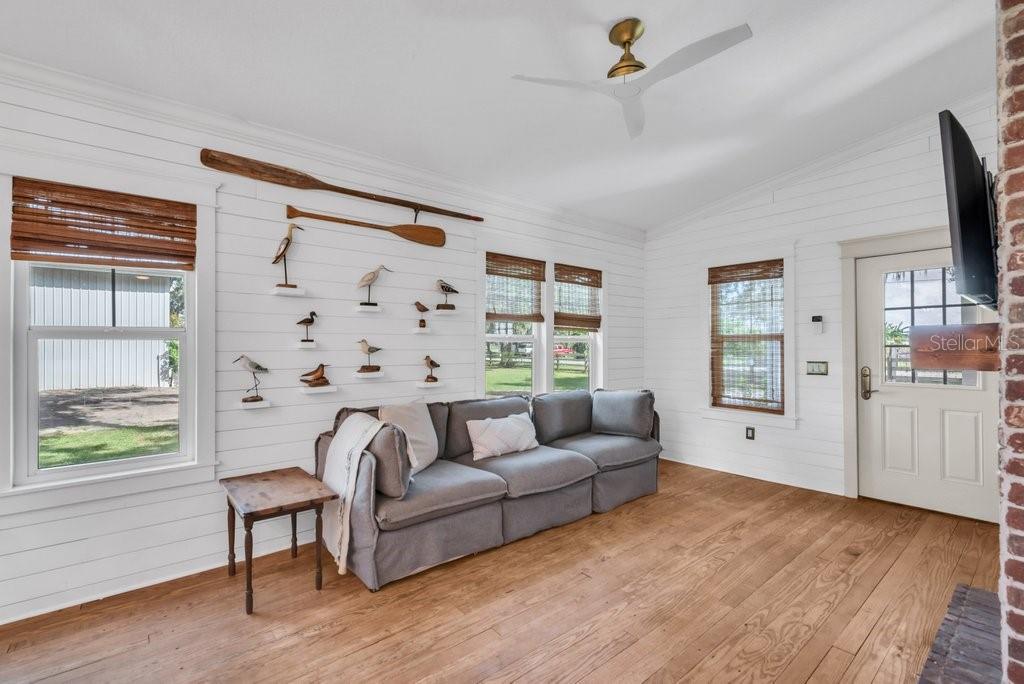 3011 LEWIS RD, DOVER, FL, 33527