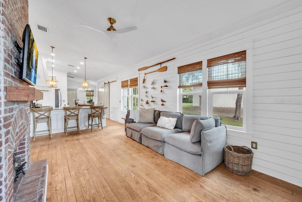 3011 LEWIS RD, DOVER, FL, 33527