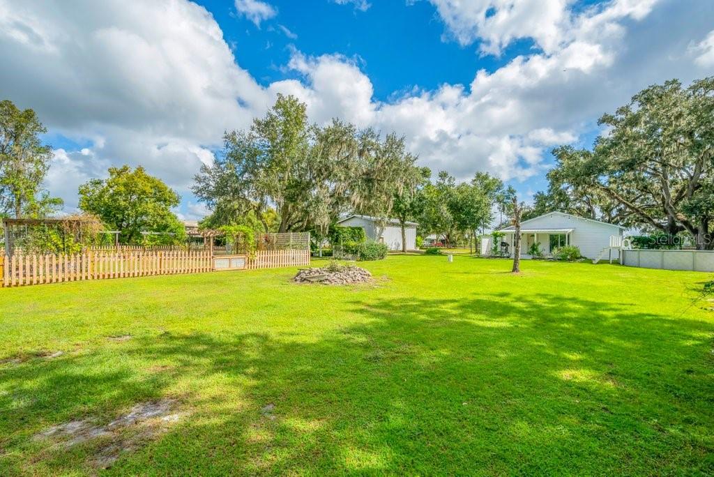 3011 LEWIS RD, DOVER, FL, 33527