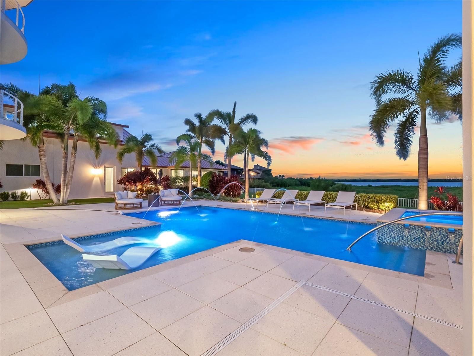 O6350479 Property Photo