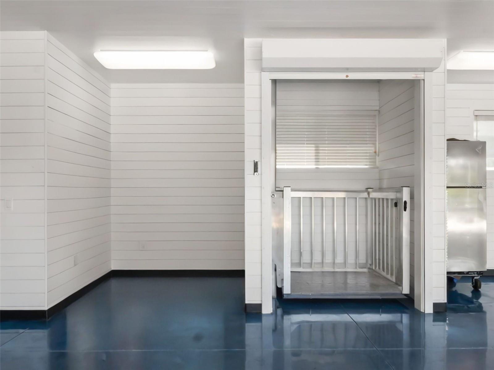 O6350479 Property Photo