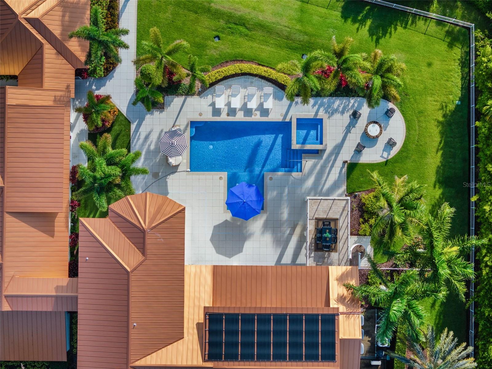 O6350479 Property Photo