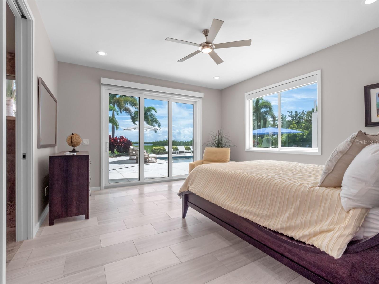 O6350479 Property Photo