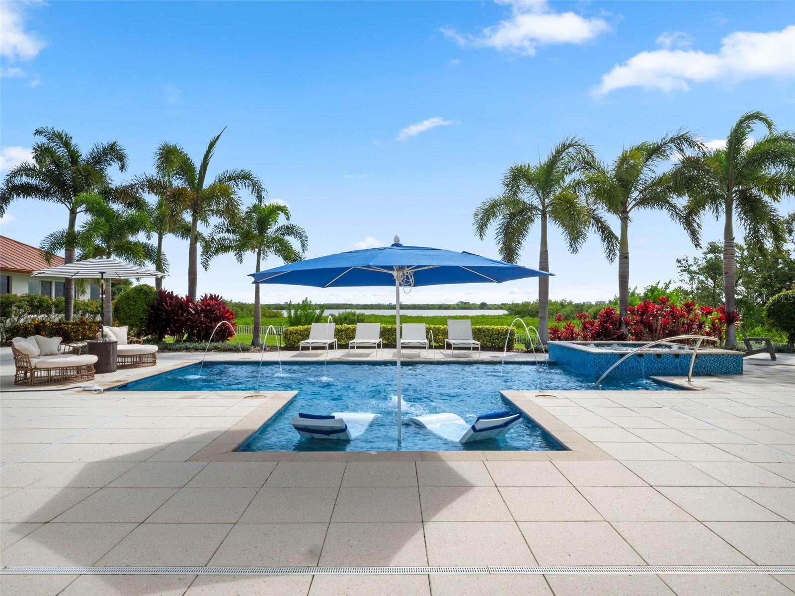 O6350479 Property Photo