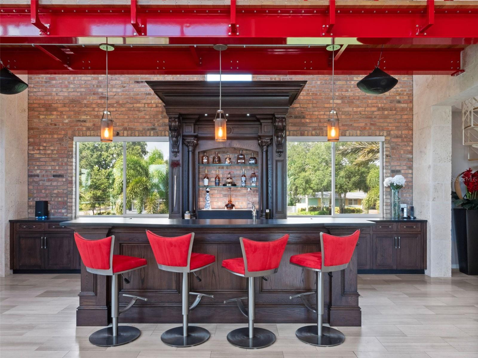 O6350479 Property Photo